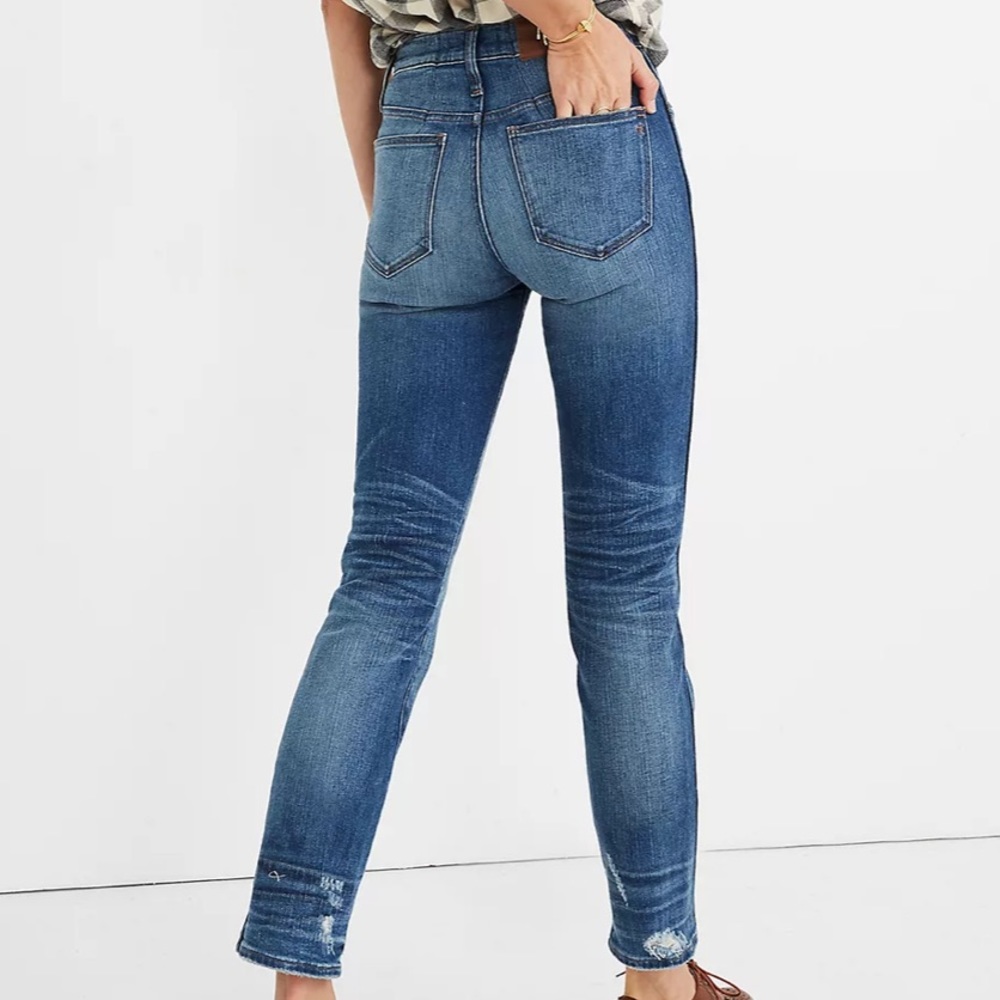 MADEWELL Slim Straight Jeans: Distressed Button-Front Edition